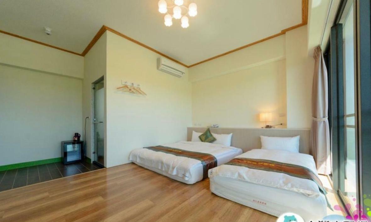 Yiren Hotel Hengchun Exterior photo